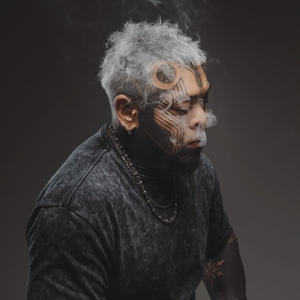 Chester Lee Blackout